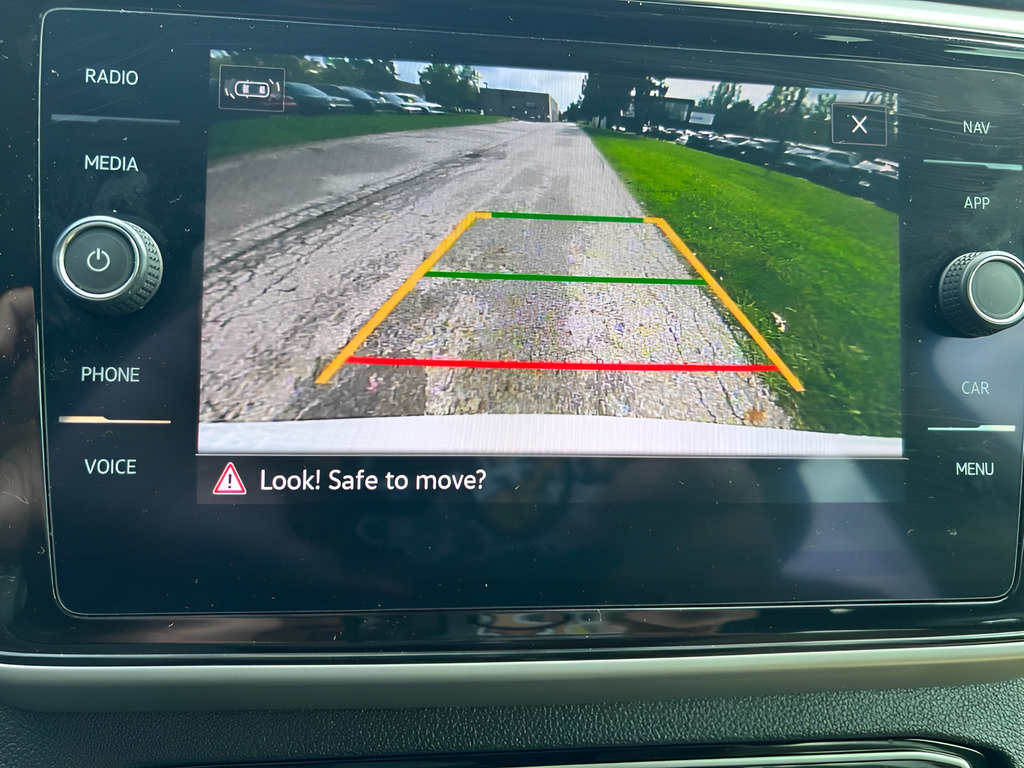 Used 2021 Volkswagen Atlas Cross Sport SEL R-Line FWD image 26