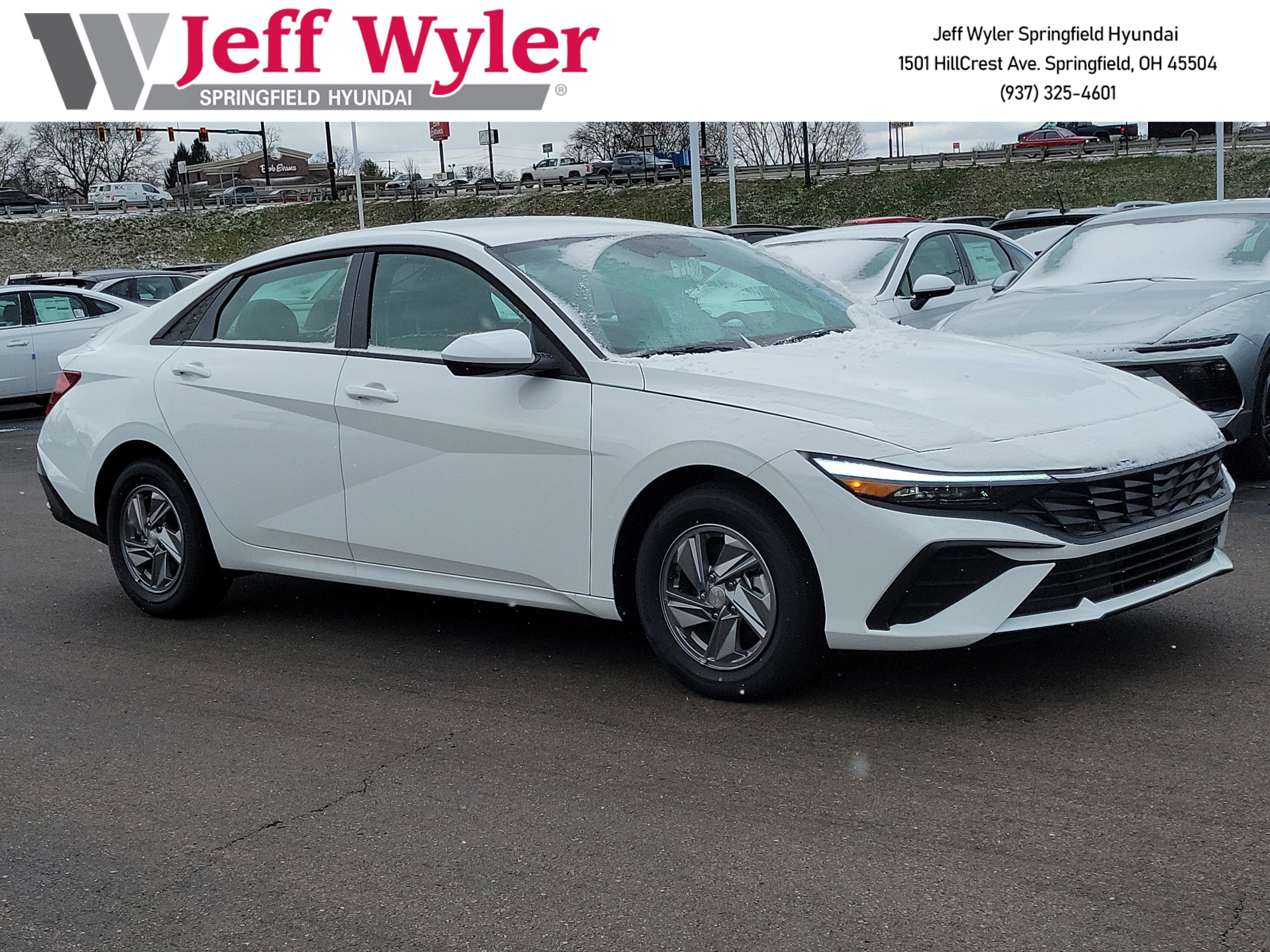 New 2026 Hyundai Elantra SE