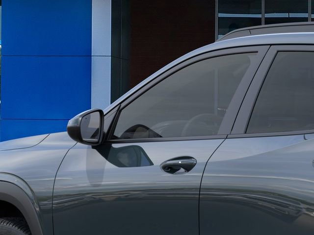 New 2026 Chevrolet Trax LT w/ Driver Confidence Package FWD image 12