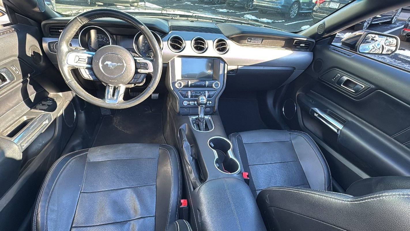 Used 2020 Ford Mustang GT Premium image 12