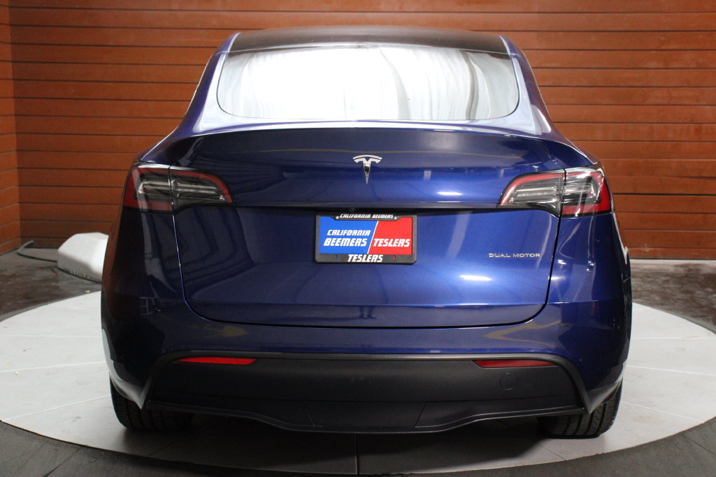 Used 2023 Tesla Model Y Long Range AWD/4WD image 14