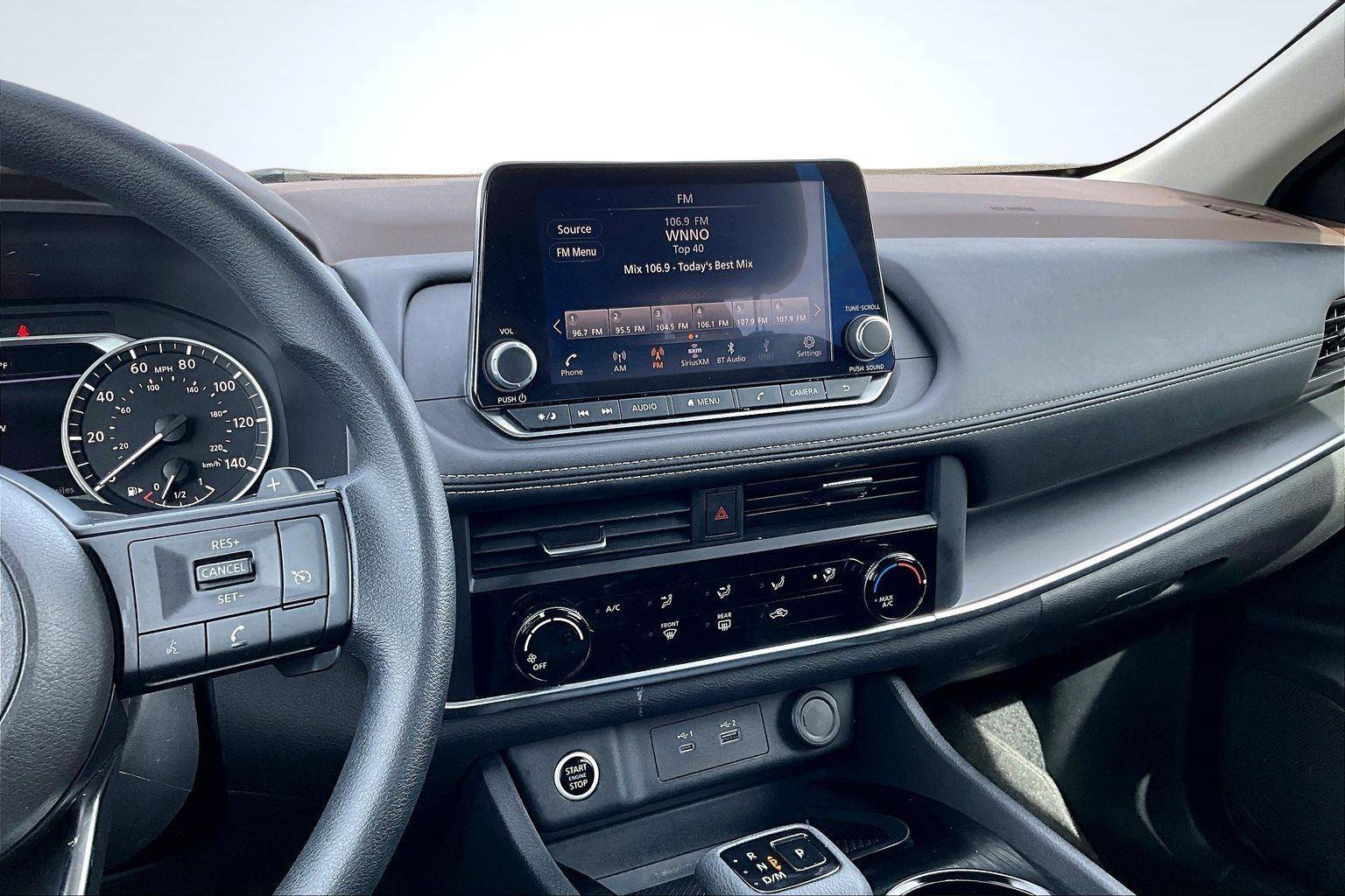 Used 2023 Nissan Rogue S image 7