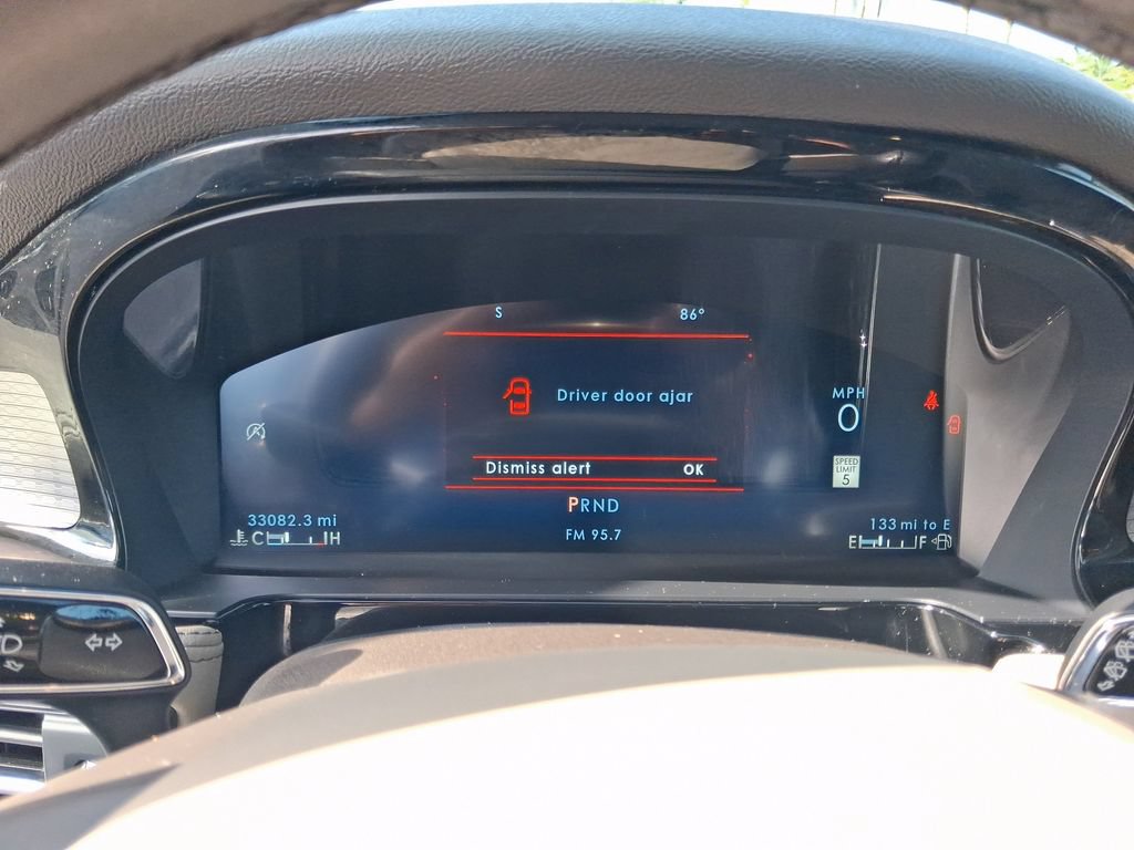 Used 2023 Lincoln Corsair FWD image 21