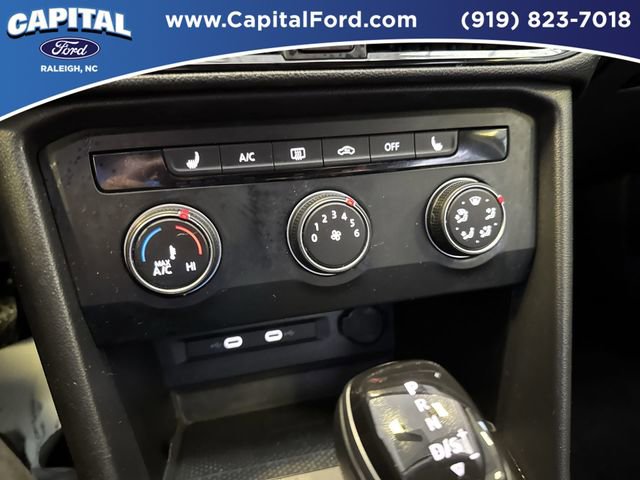 Used 2022 Volkswagen Taos SE image 28