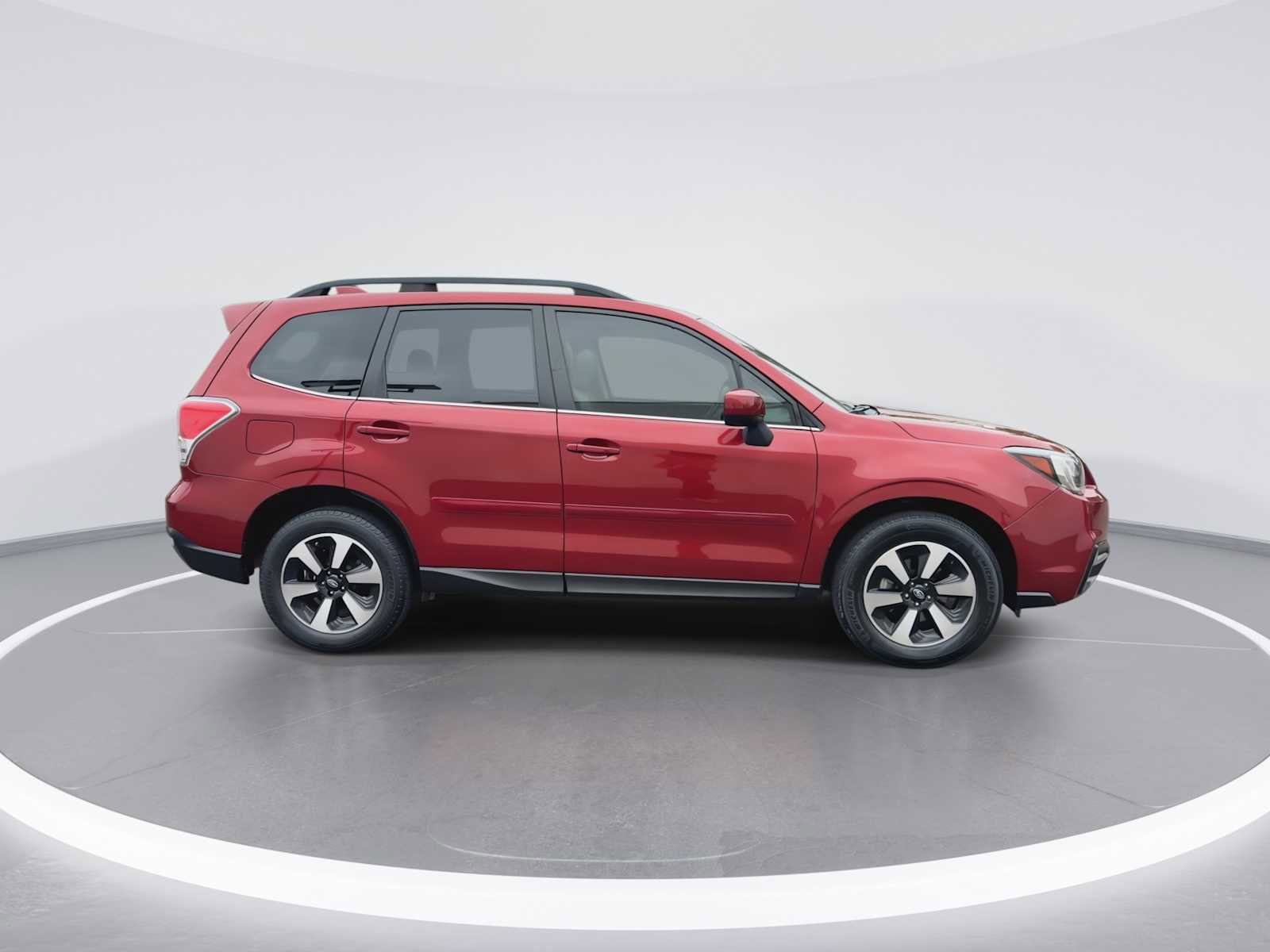 Used 2018 Subaru Forester 2.5i Limited AWD/4WD image 9
