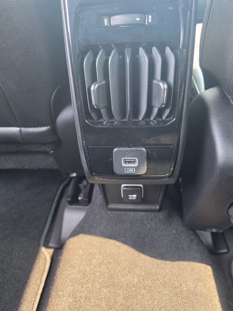 Used 2024 Jeep Compass Limited AWD/4WD image 10