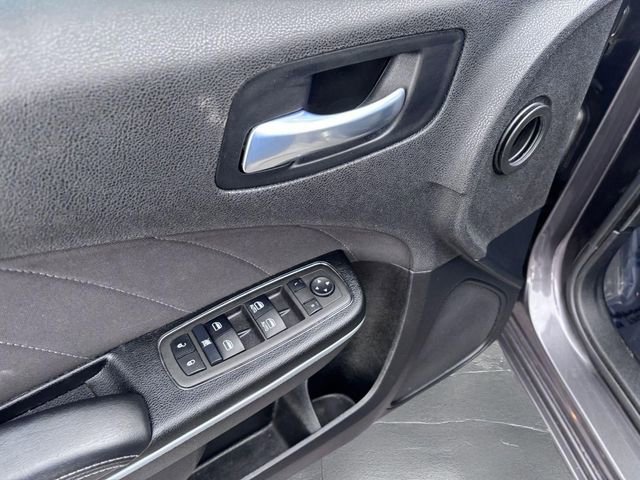 Used 2022 Dodge Charger SXT image 13
