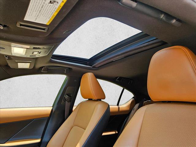 Used 2023 Lexus IS 350 F Sport RWD image 15