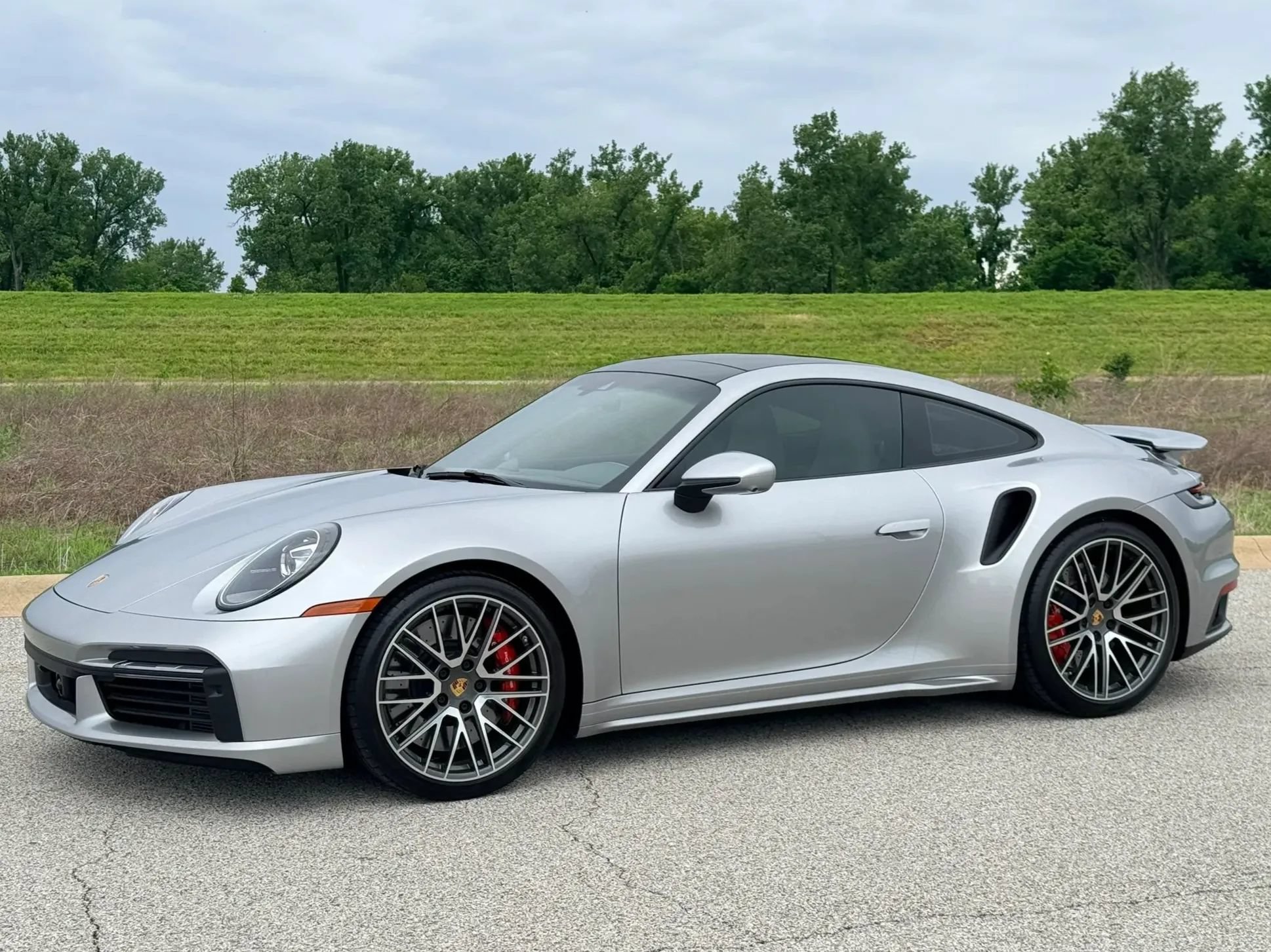 Used 2021 Porsche 911 GT3 RS AWD/4WD image 9