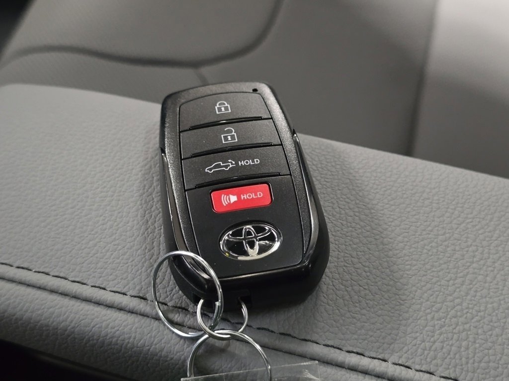 New 2026 Toyota Tundra Limited image 33