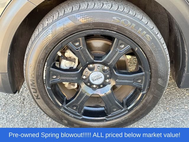 Used 2022 Kia Niro EX w/ Cold Weather Package FWD image 13