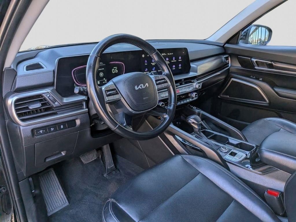 Certified 2023 Kia Telluride S w/ S Sunroof Package image 13