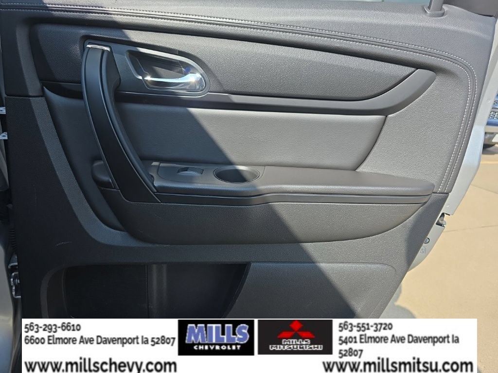 Used 2017 Chevrolet Traverse LT FWD image 21