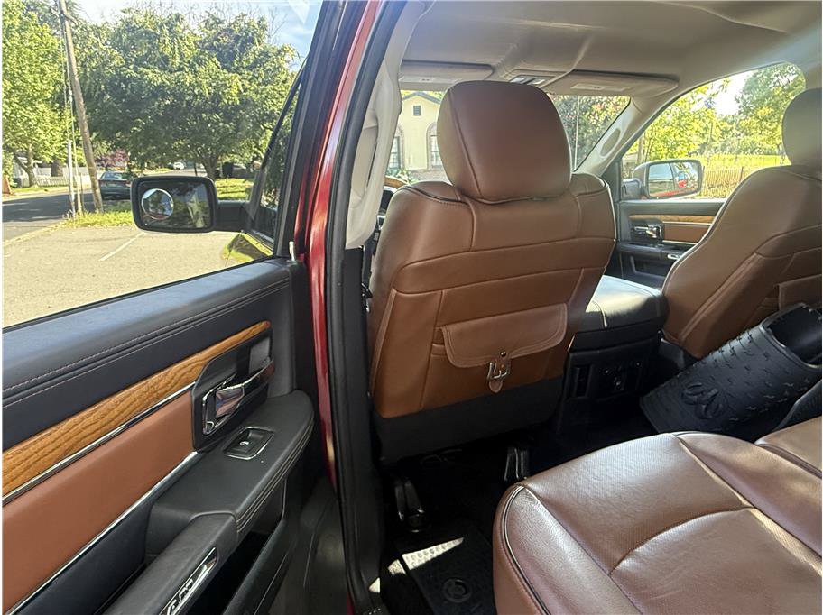 Used 2013 RAM 1500 Laramie Longhorn AWD/4WD image 11
