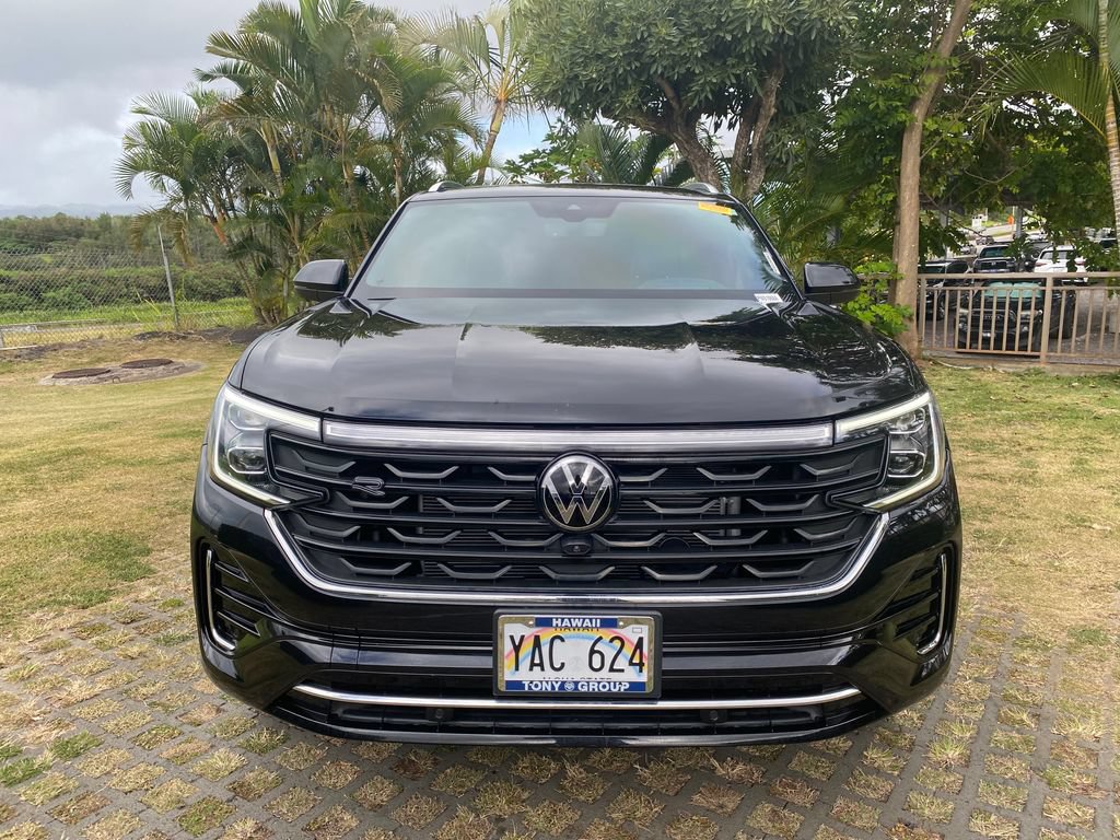 Used 2024 Volkswagen Atlas Cross Sport SEL Premium R-Line AWD/4WD image 2