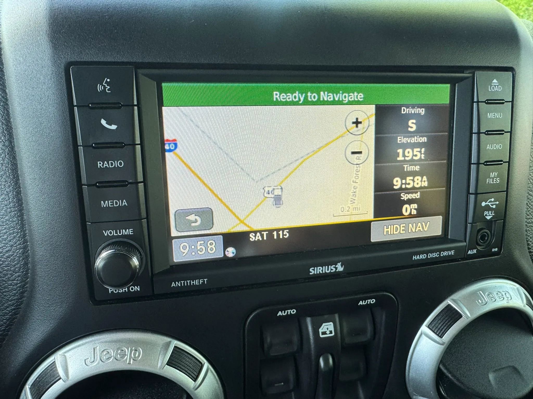 Used 2016 Jeep Wrangler Unlimited Rubicon image 35