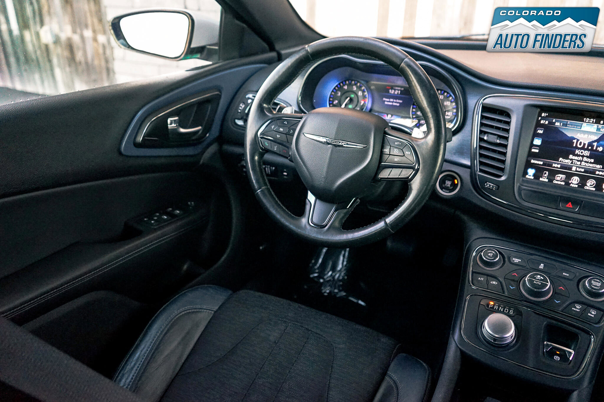 Used 2015 Chrysler 200 S w/ Navigation & Sound Group I image 19