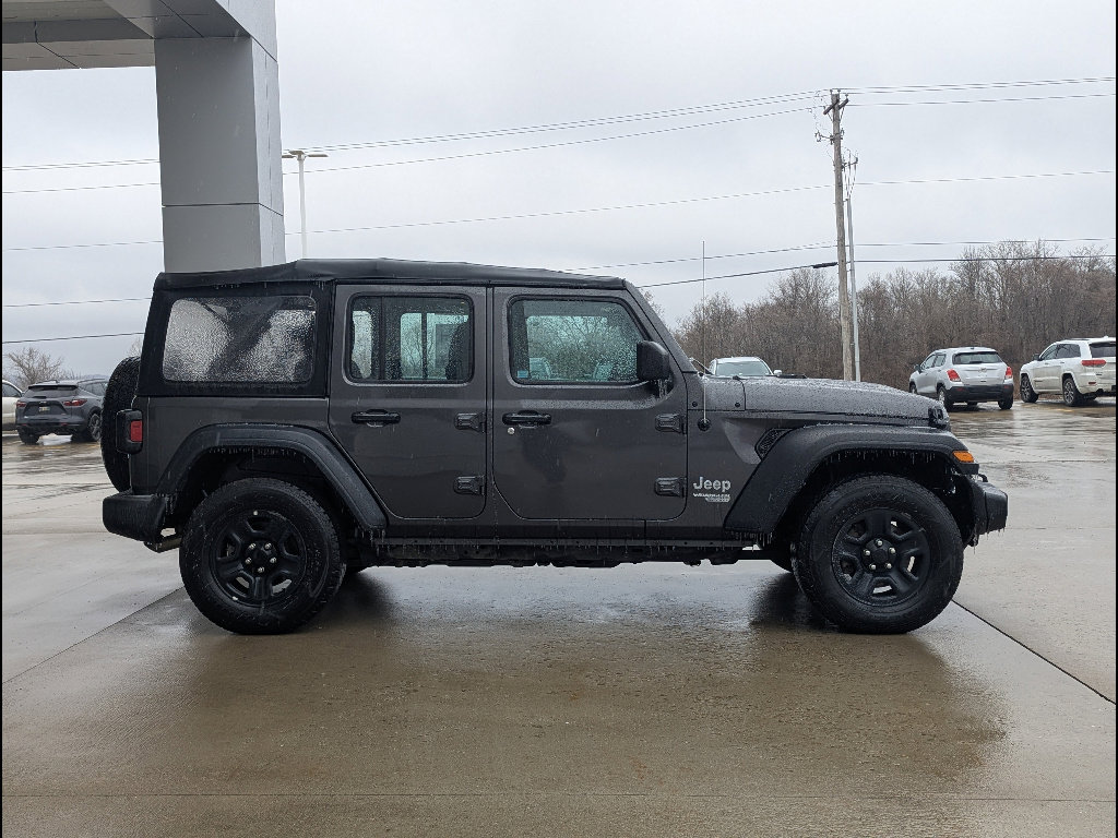 Used 2019 Jeep Wrangler Unlimited Sport image 6
