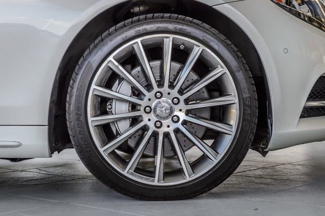 Used 2015 Mercedes-Benz S 550 Sedan image 17