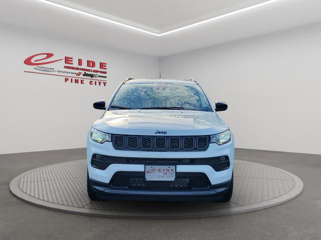 New 2026 Jeep Compass Altitude image 8