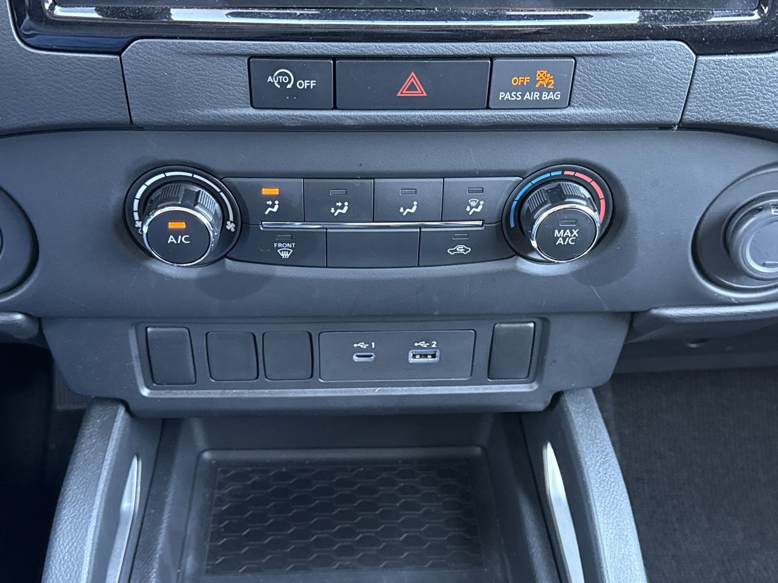 Used 2024 Nissan Frontier SV w/ Tow Package image 23