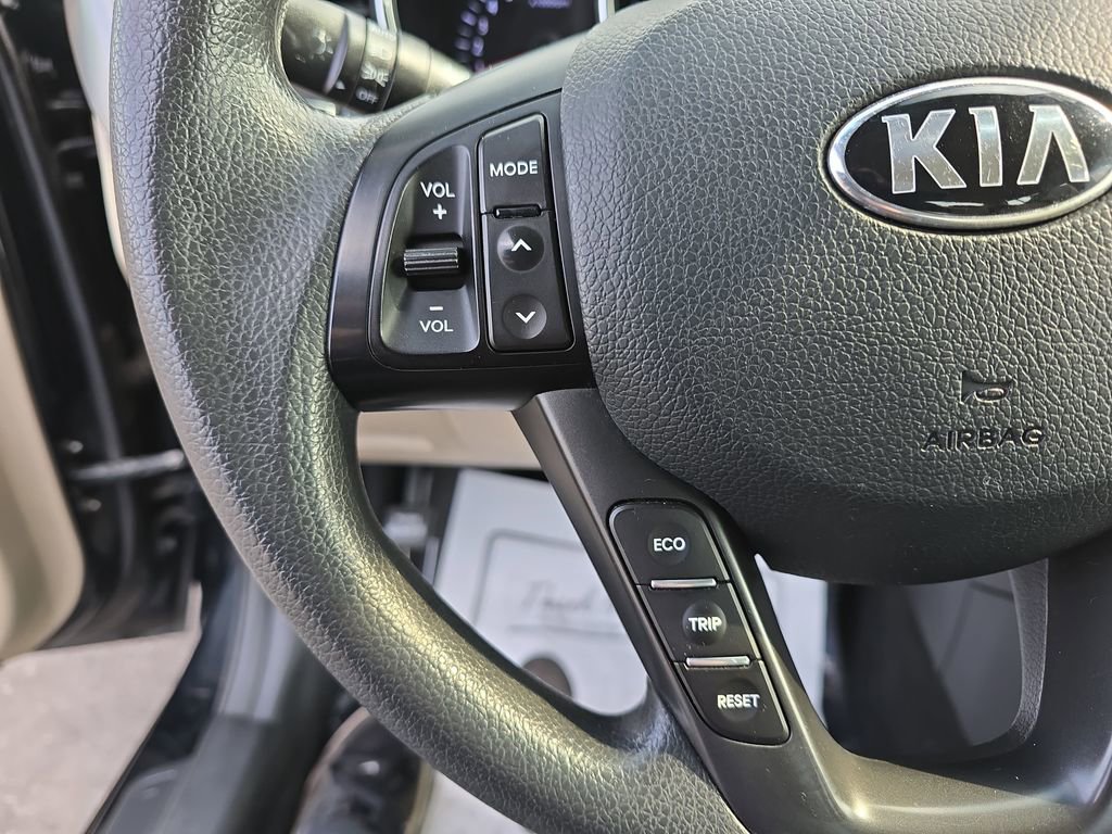Used 2013 Kia Optima LX w/ Convenience Pkg image 21