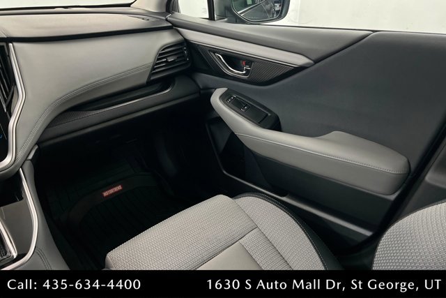 Used 2025 Subaru Outback Premium image 10