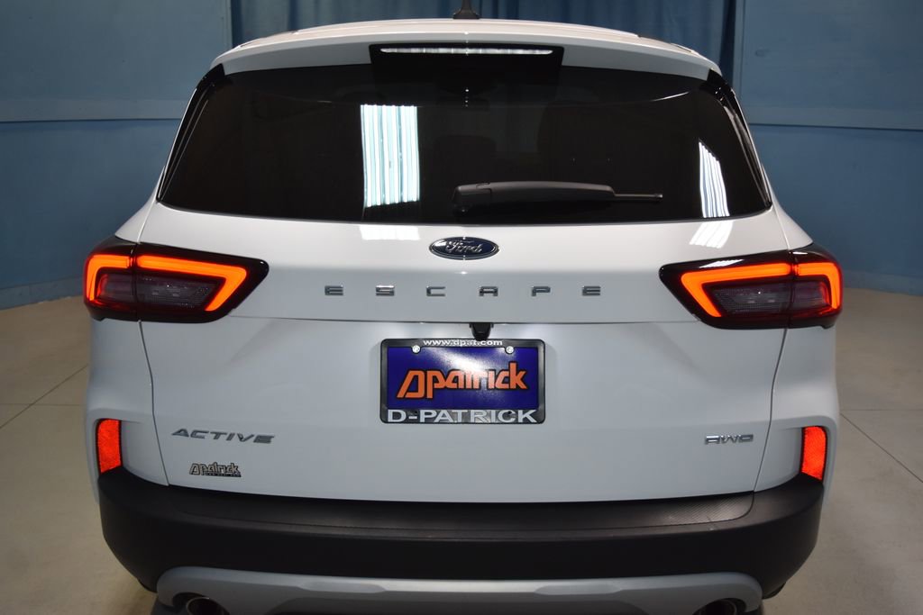 Used 2025 Ford Escape Active AWD/4WD image 25