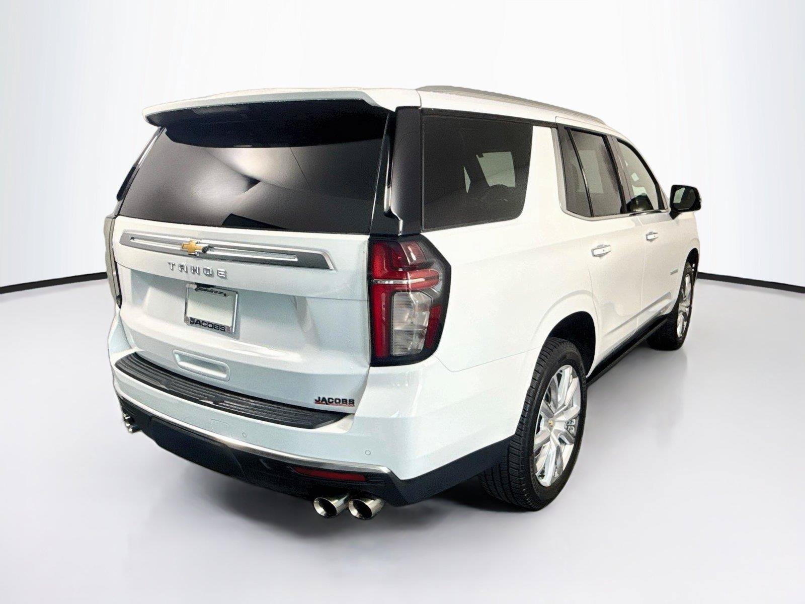 Used 2021 Chevrolet Tahoe High Country w/ Premium Package AWD/4WD image 5