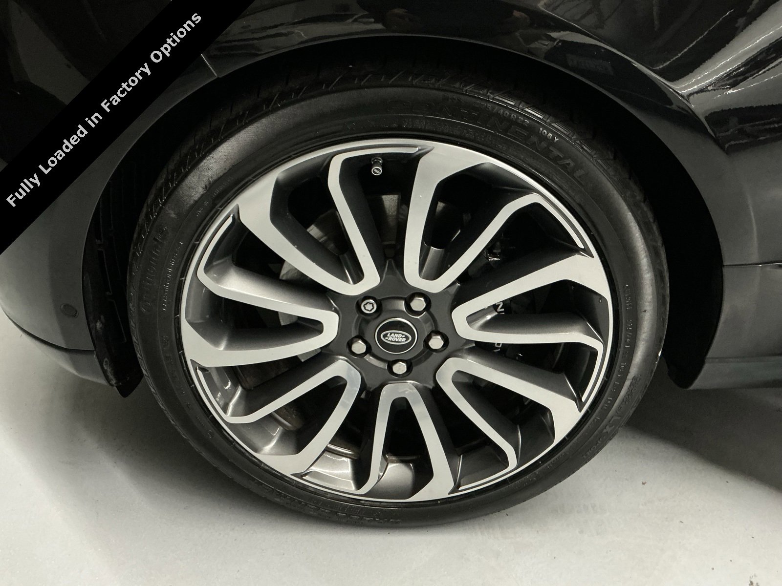 Used 2019 Land Rover Range Rover Long Wheelbase Autobiography image 32