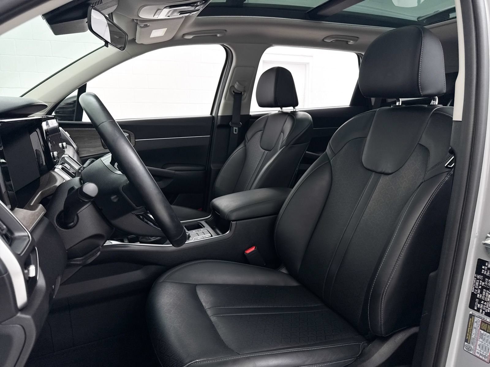 Certified 2023 Kia Sorento S AWD/4WD image 22