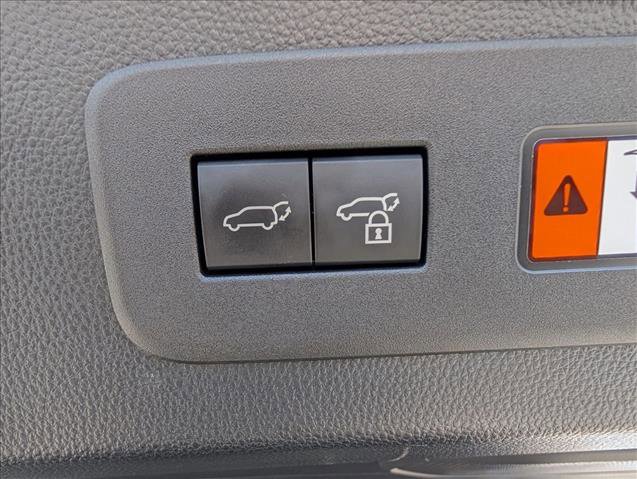 Certified 2024 Toyota Land Cruiser image 7