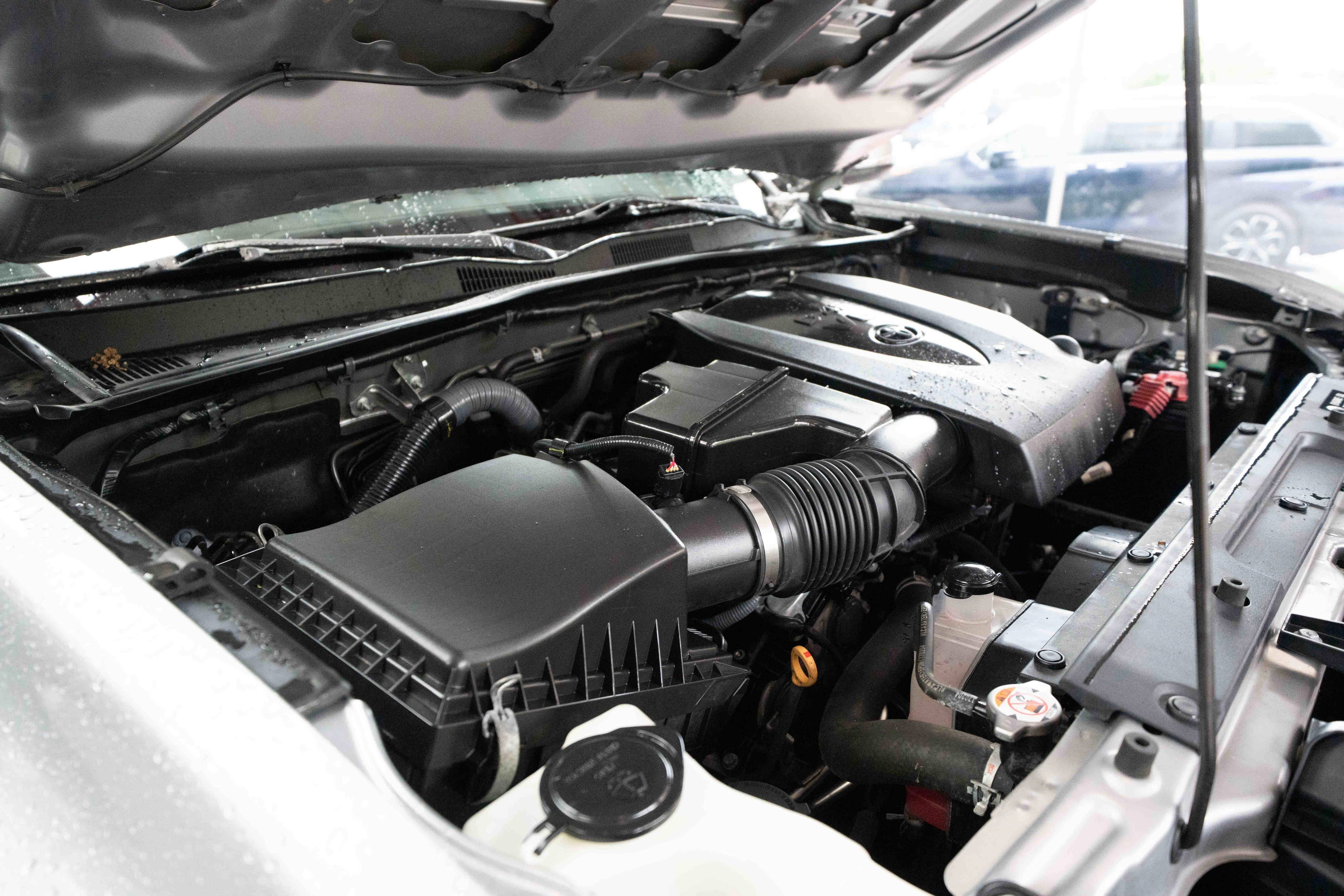 Used 2017 Toyota Tacoma TRD Sport AWD/4WD image 31