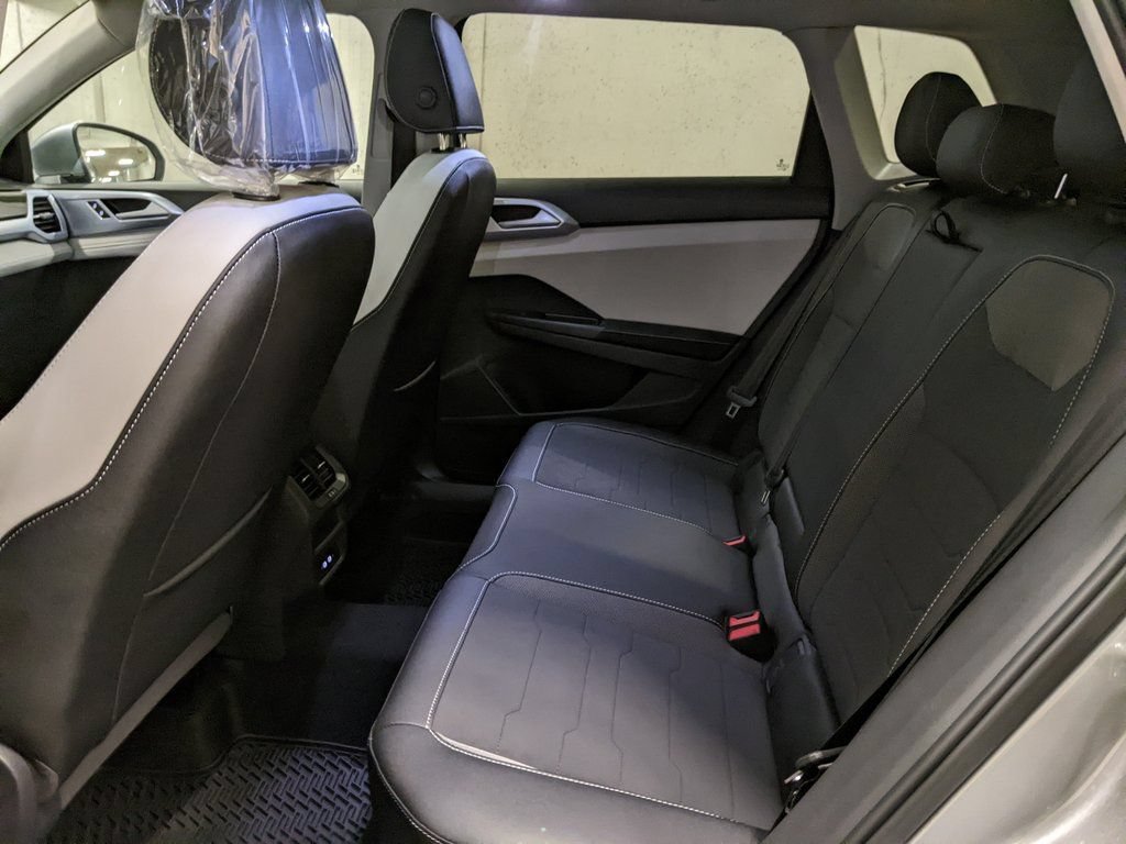 New 2026 Volkswagen Taos SE AWD/4WD image 23