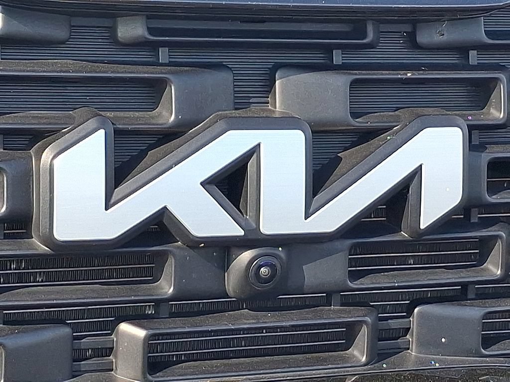 Certified 2022 Kia Telluride SX w/ Nightfall Edition Package AWD/4WD image 31