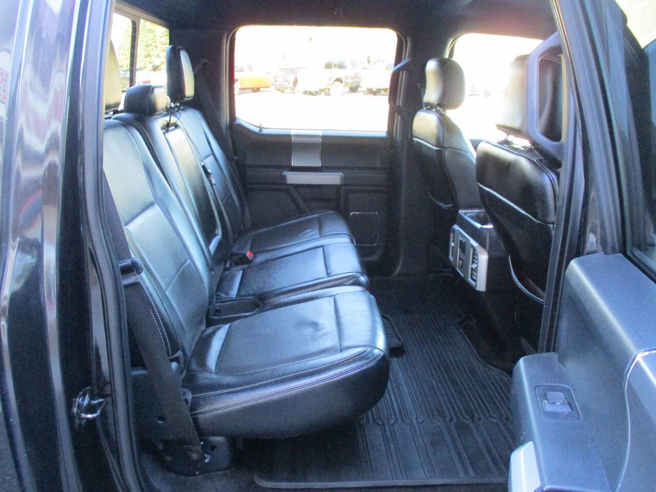 Used 2015 Ford F150 Lariat image 22