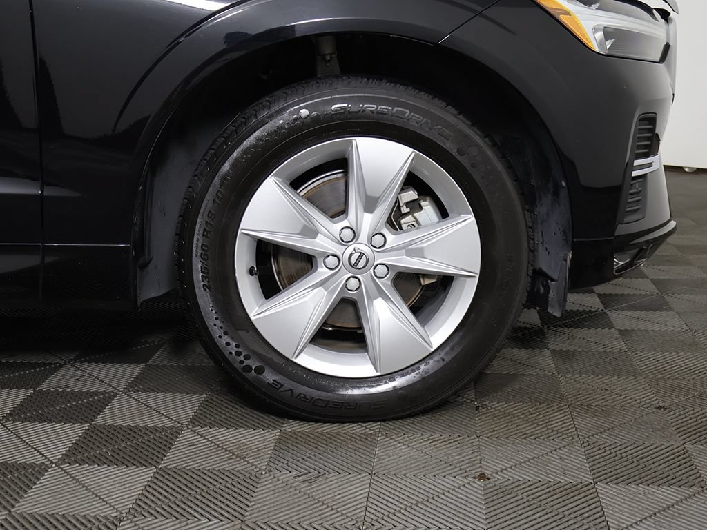 Used 2022 Volvo XC60 B5 Momentum AWD/4WD image 23