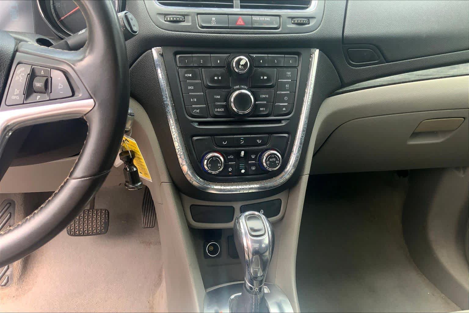 Used 2014 Buick Encore Convenience FWD image 32