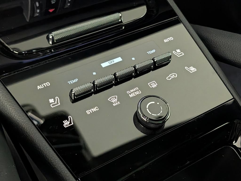 New 2026 Porsche Cayenne AWD/4WD image 33