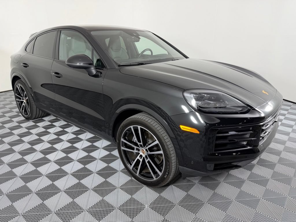 Certified 2025 Porsche Cayenne Coupe AWD/4WD image 12