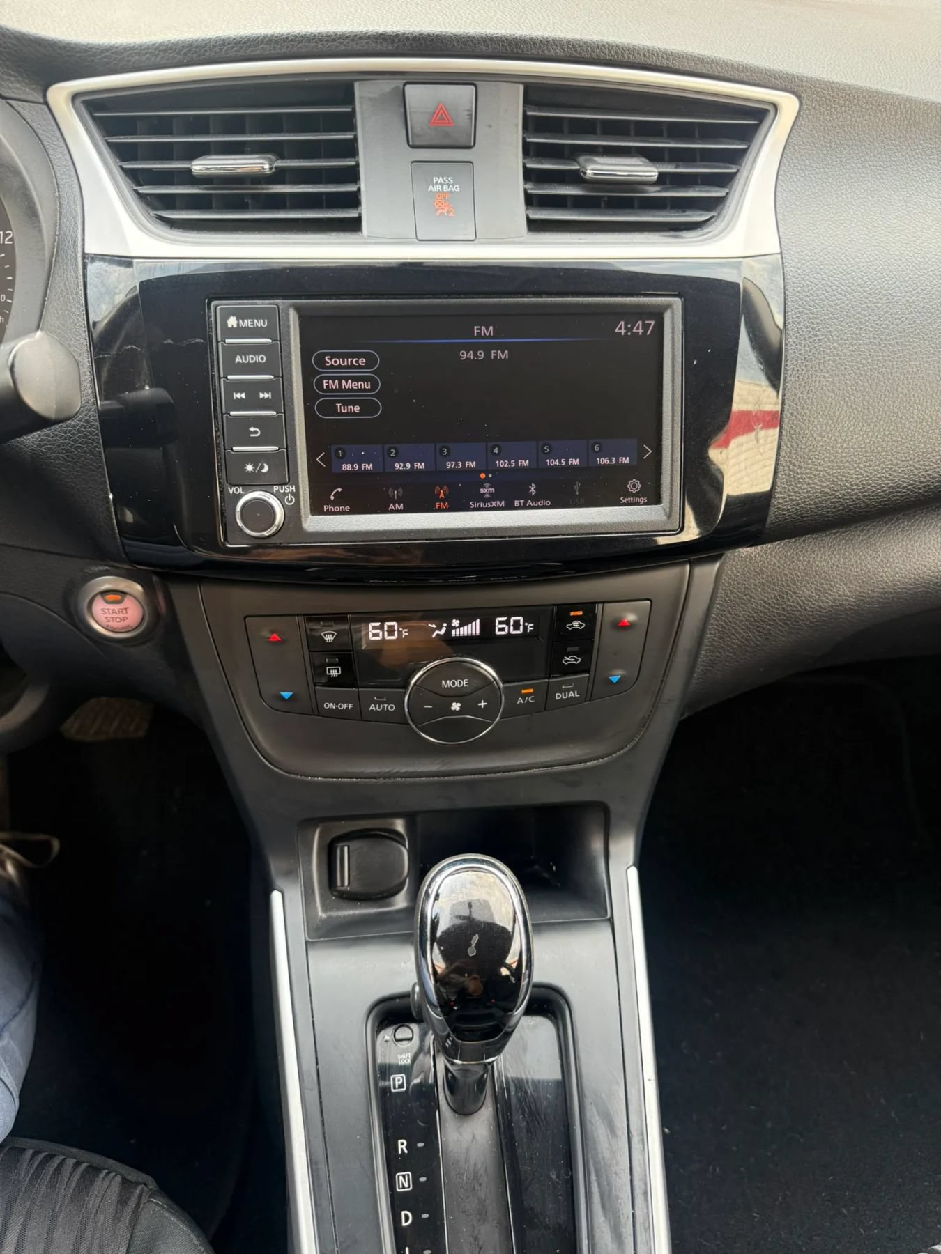 Used 2019 Nissan Sentra SV FWD image 13
