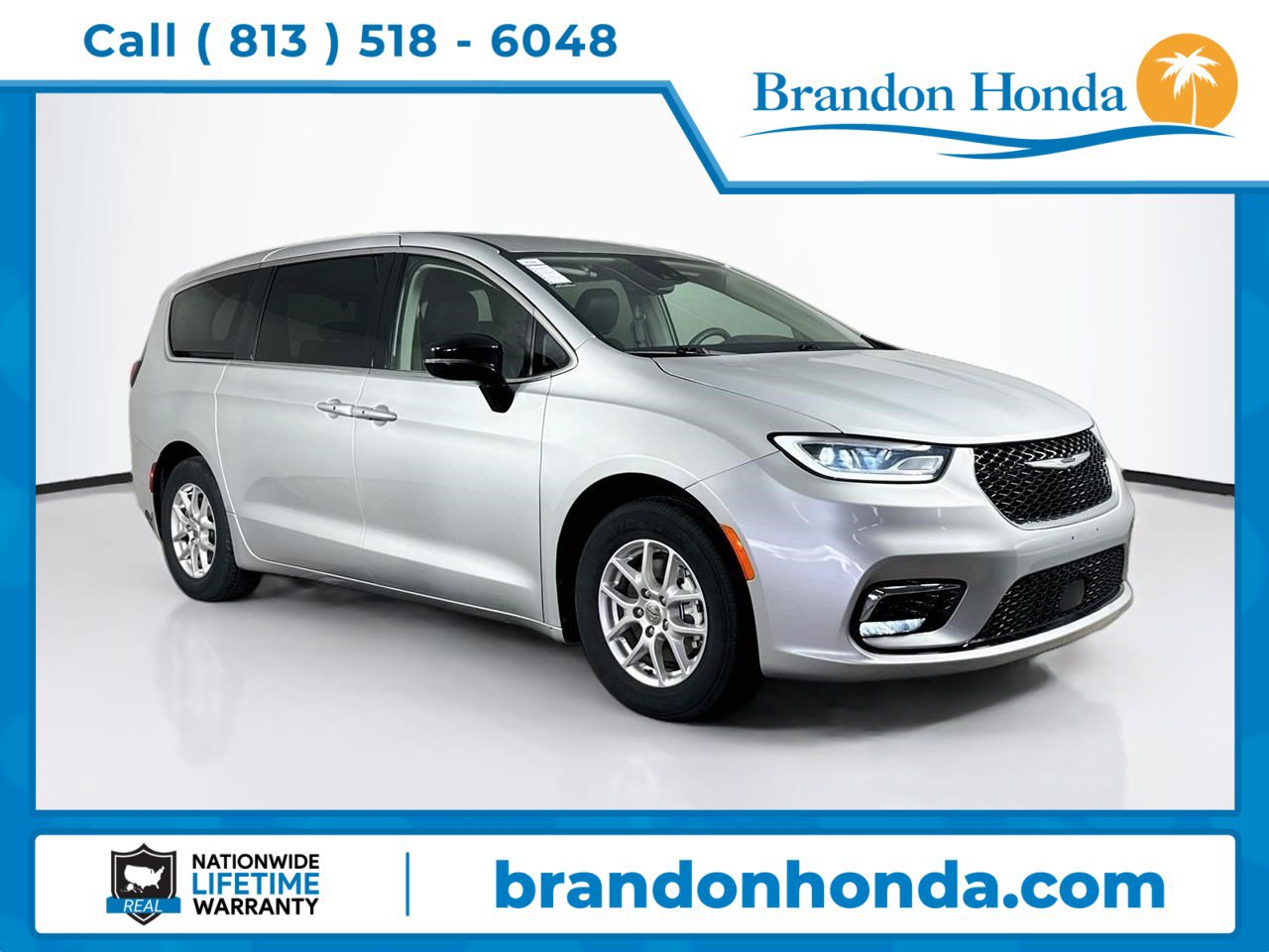 Used 2024 Chrysler Pacifica Touring-L
