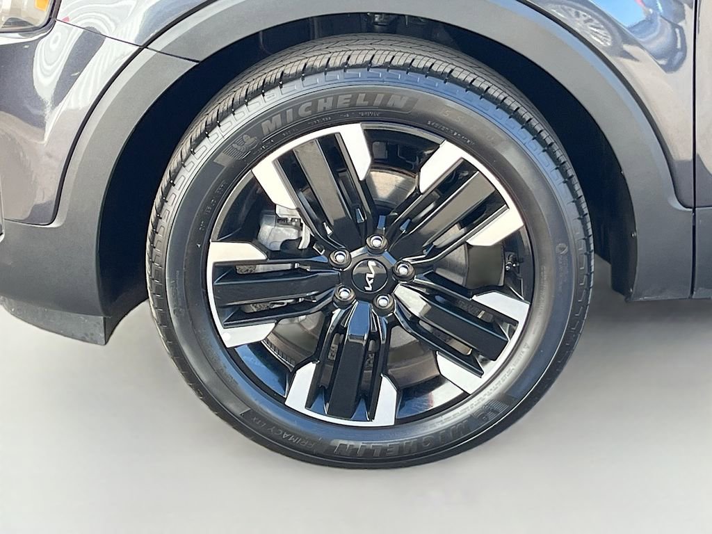 Used 2025 Kia Telluride SX Prestige image 35