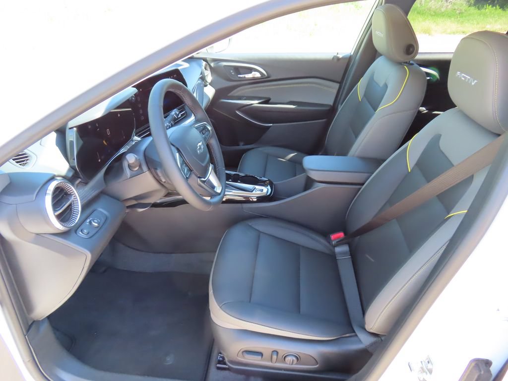 New 2026 Chevrolet Trax ACTIV w/ Driver Confidence Package FWD image 21