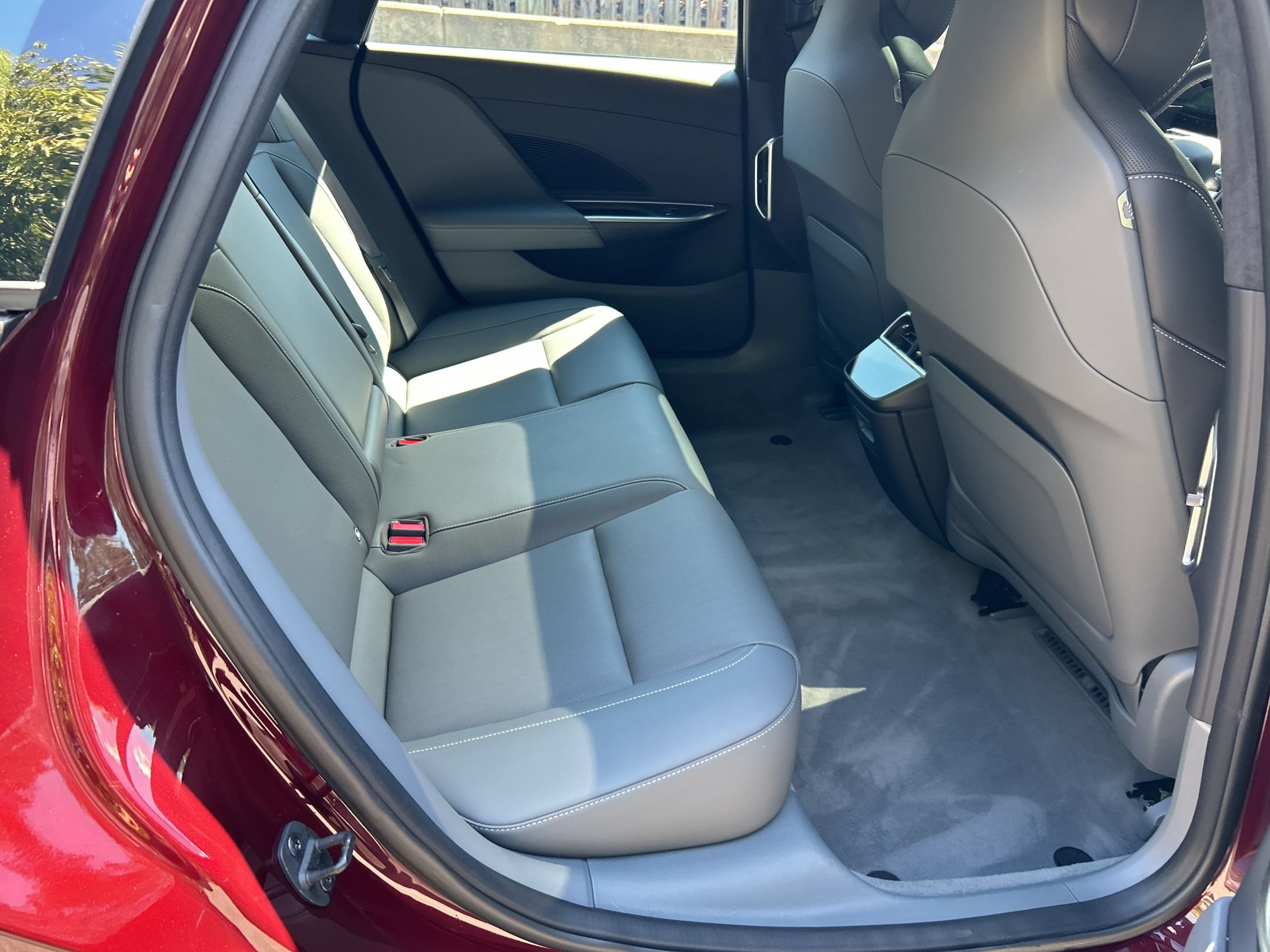 Used 2024 Lucid Air Touring AWD/4WD image 31