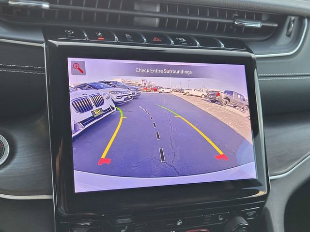 Certified 2023 Jeep Grand Cherokee Limited AWD/4WD image 10