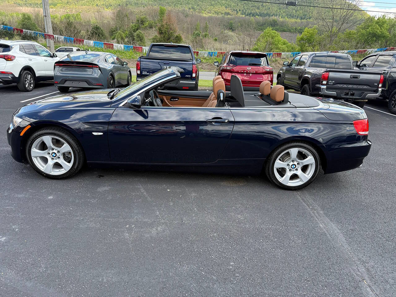 Used 2008 BMW 328i Convertible RWD image 4