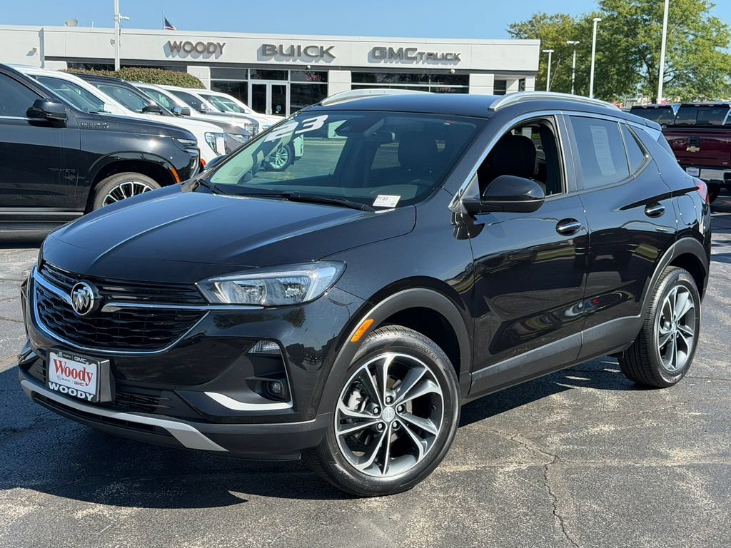 Certified 2023 Buick Encore GX Select FWD image 2