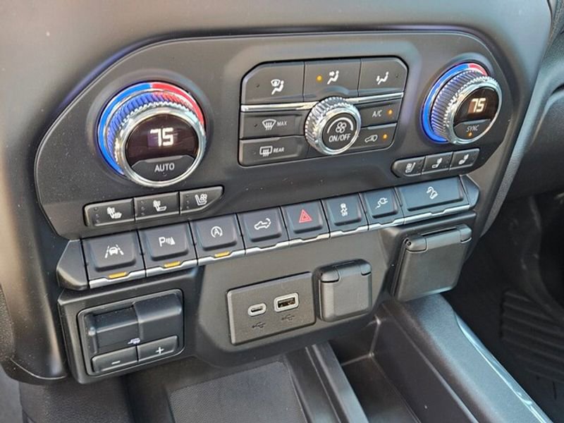 Used 2021 GMC Sierra 1500 AT4 w/ AT4 Premium Package image 24