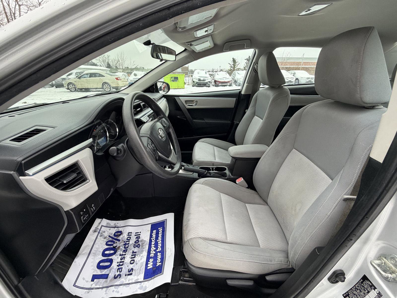 Used 2014 Toyota Corolla LE image 6